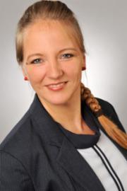 Frau Anja Neumann